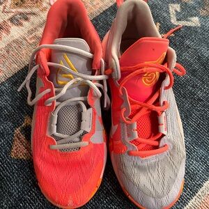 Nike Giannis Immortality 2